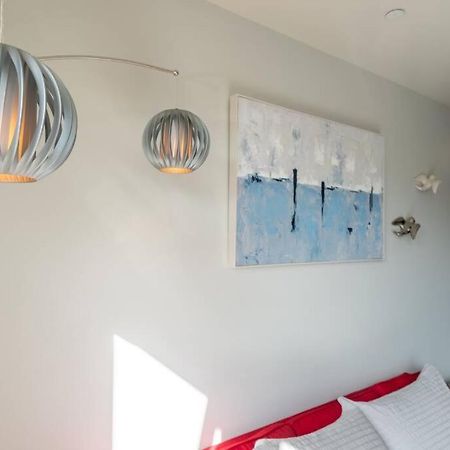 Clean 3Rd Floor 1 Bedroom Apt In Old Town China Town 빅토리아 외부 사진